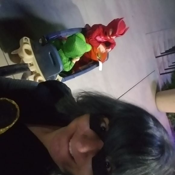 Meet your Posher, Ann - Picture 1 of 1